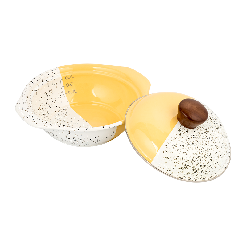 Enamel V informibus ollam